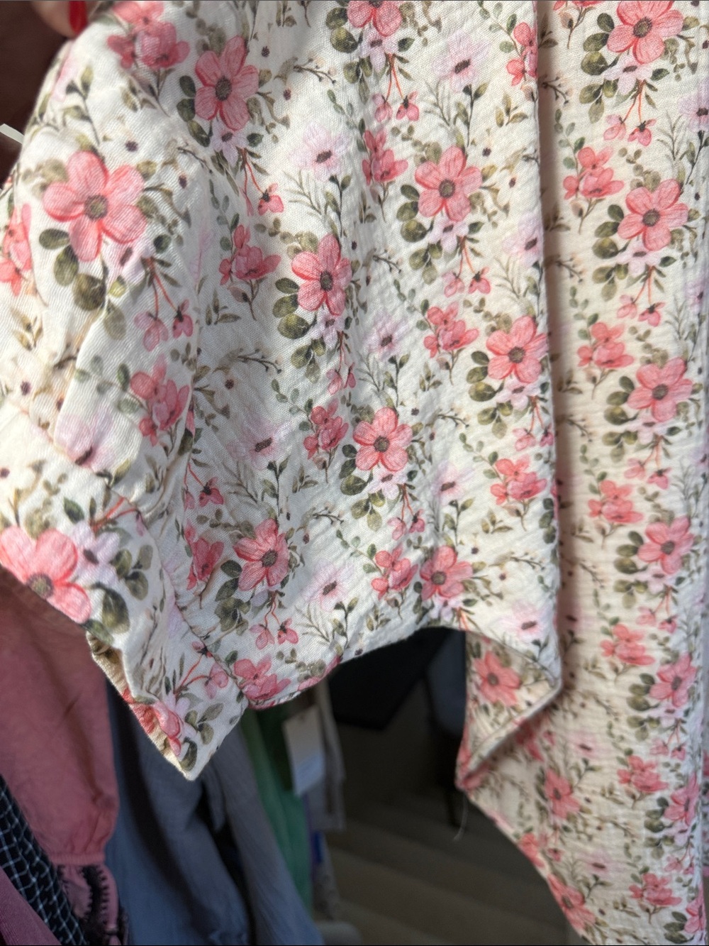 BiBi Floral Button-Up Blouse in Pink and Cream - Picture 3 of 4
